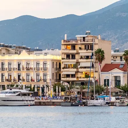 Grand Luxury Apartment Seafront Kalamata Extérieur photo