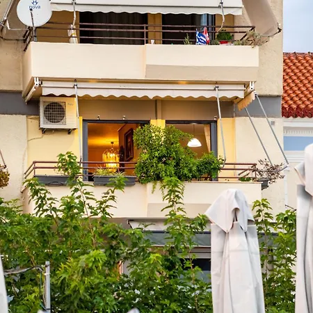 Grand Luxury Apartment Seafront Kalamata Extérieur photo